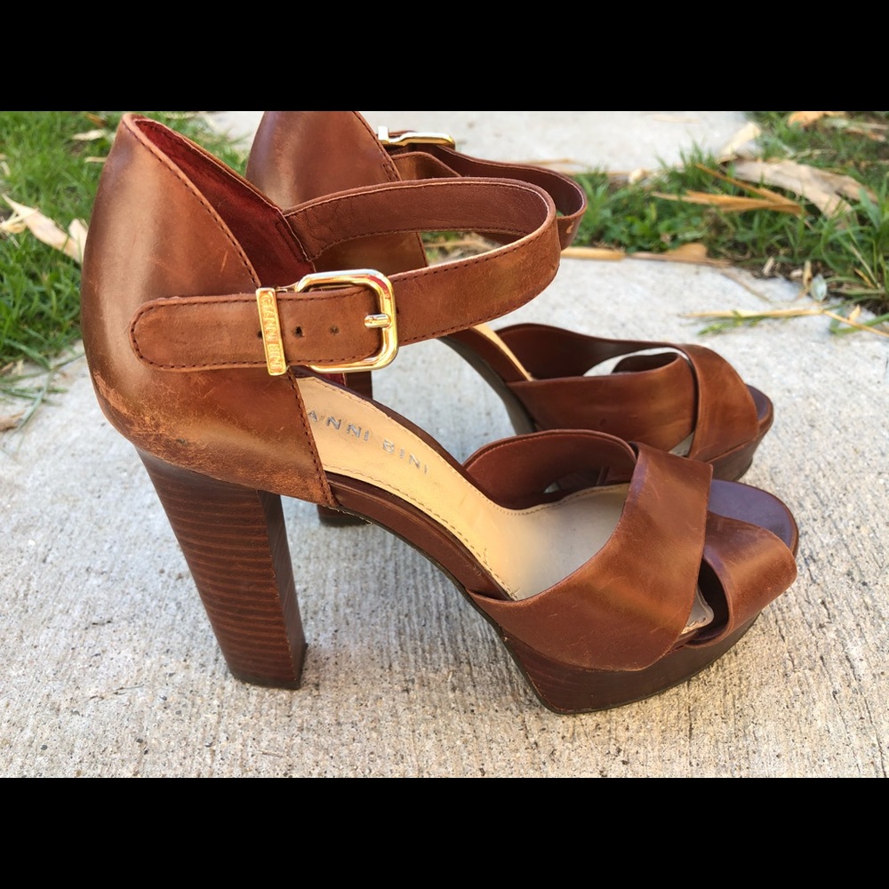 Gianni Bini Leather Sandal Pumps Heels Size 8